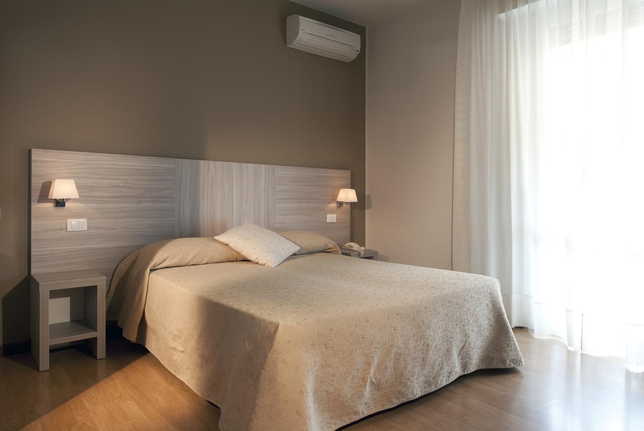 Albergo Valentina Peschiera del Garda Exteriér fotografie