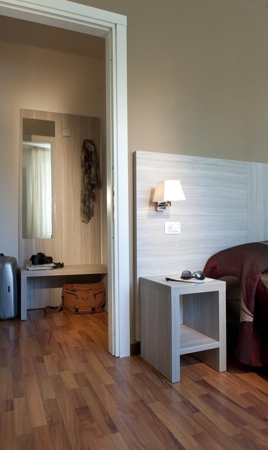 Albergo Valentina Peschiera del Garda Exteriér fotografie